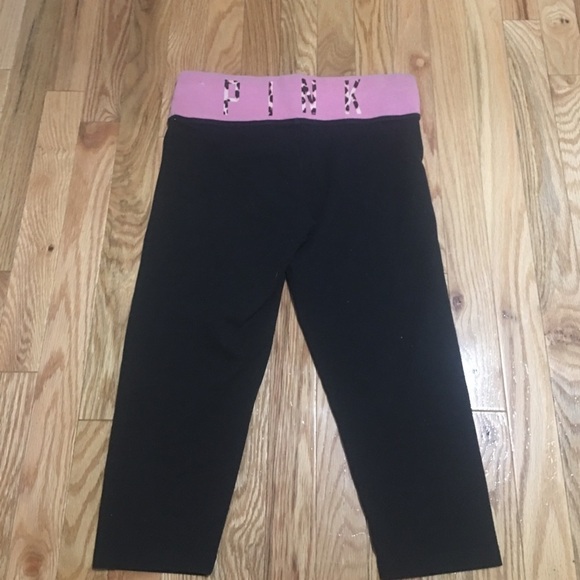 Victoria's Secret Pink yoga capris - Picture 2 of 4